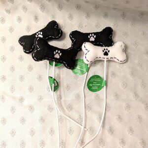 New! 4 Felt Dog Bones Felt Picks
